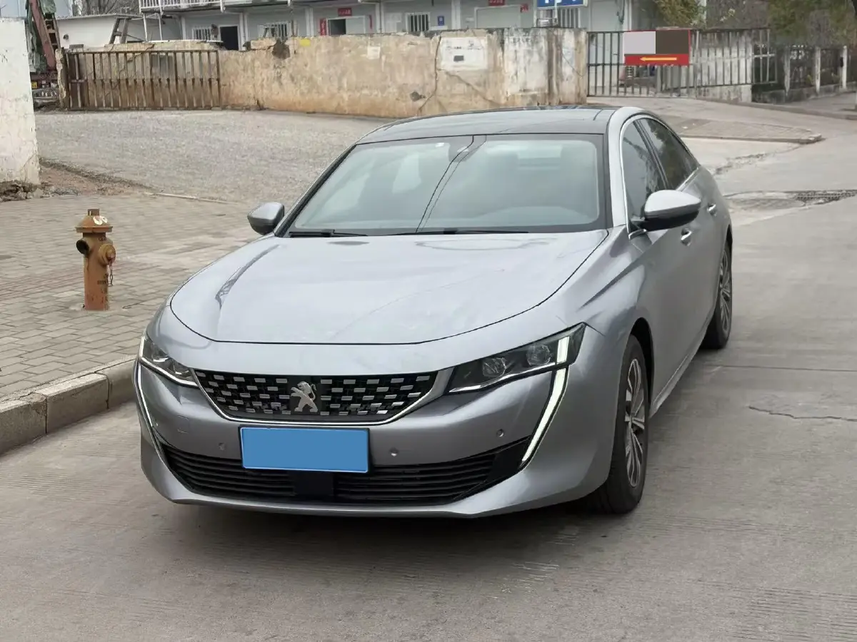 2019 Peugeot 508 1.8T 211HP L4 8AT