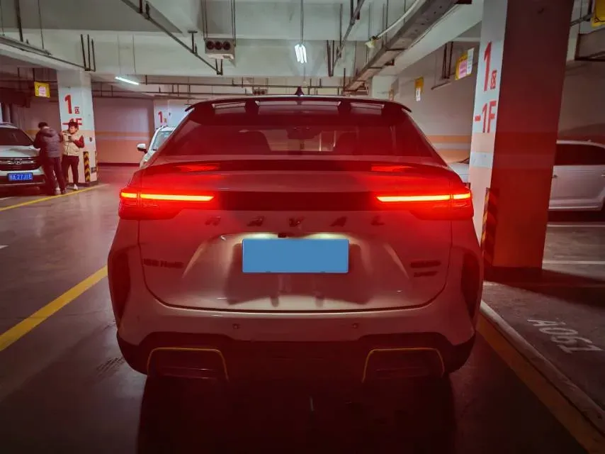 2022 Haval H6S 2.0T 211HP L4 7DCT,autocango,china used car exporter,china ev exporter,chinese used car exporter,chinese used ev exporter