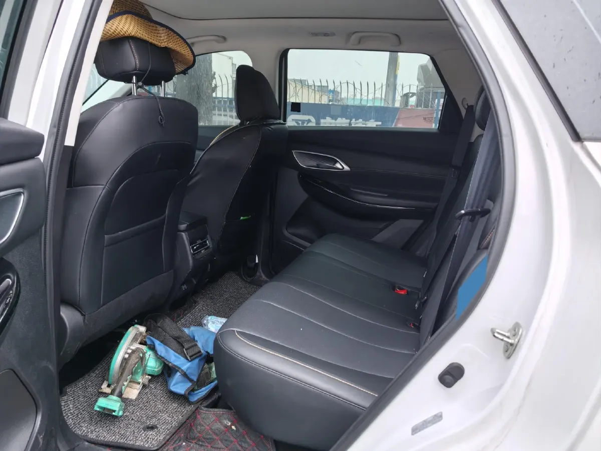 2024 ChangAn X7 PLUS 1.5T 188HP L4 7DCT,autocango,china used car exporter,china ev exporter,chinese used car exporter,chinese used ev exporter