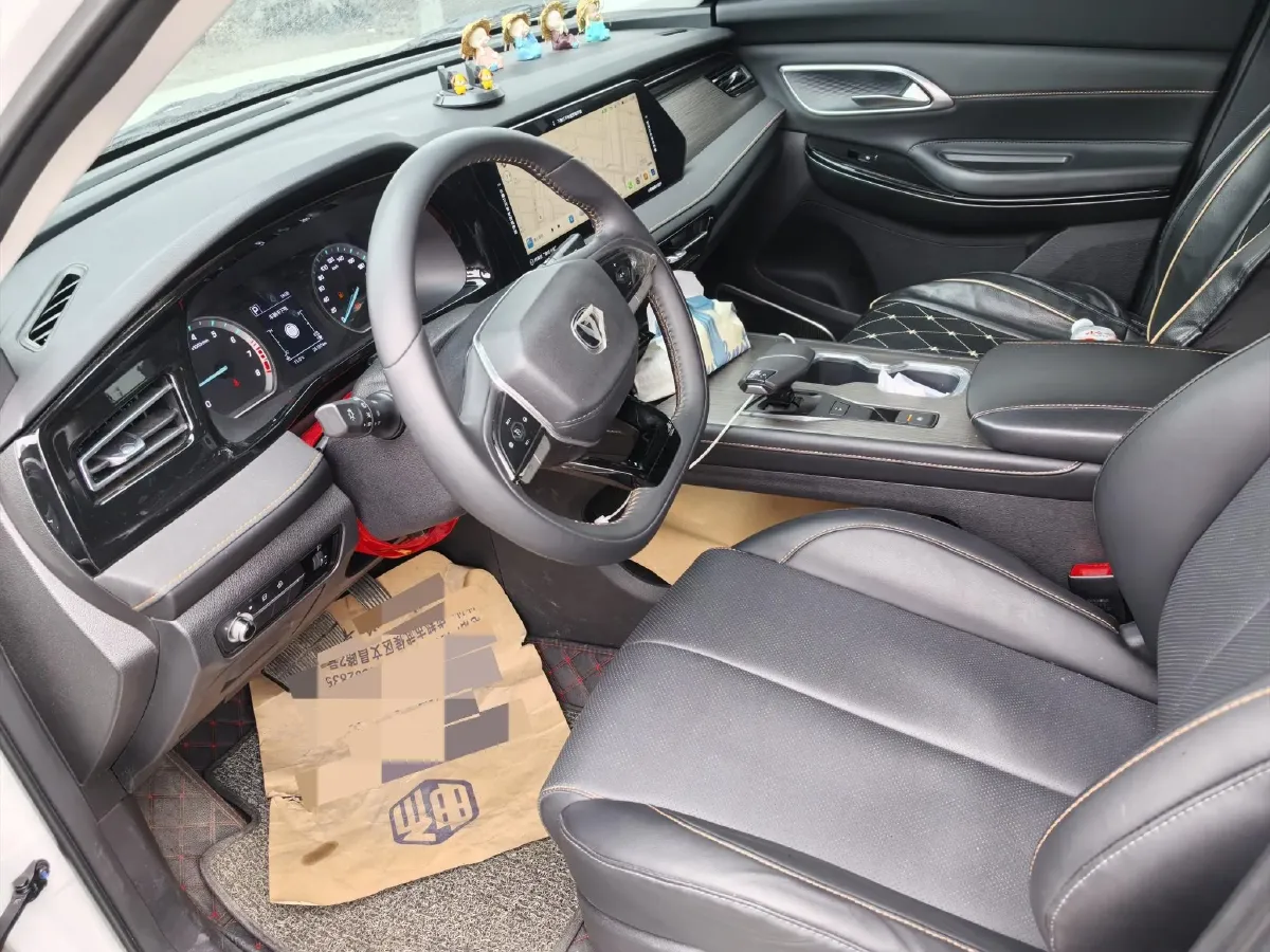 2024 ChangAn X7 PLUS 1.5T 188HP L4 7DCT,autocango,china used car exporter,china ev exporter,chinese used car exporter,chinese used ev exporter