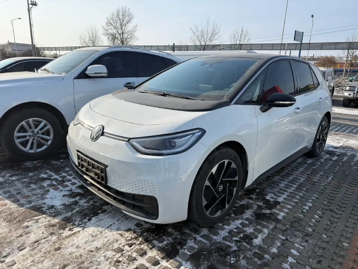 2024 Volkswagen ID.3 BEV 52.8KWH
