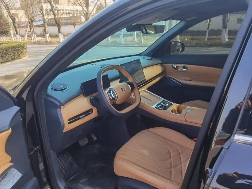 2025 Geely Galaxy L7 1.5L 112HP L4 1DHT PHEV 18.4KWH,autocango,china used car exporter,china ev exporter,chinese used car exporter,chinese used ev exporter