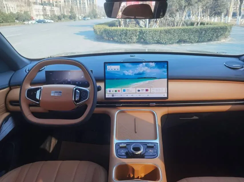 2025 Geely Galaxy L7 1.5L 112HP L4 1DHT PHEV 18.4KWH,autocango,china used car exporter,china ev exporter,chinese used car exporter,chinese used ev exporter