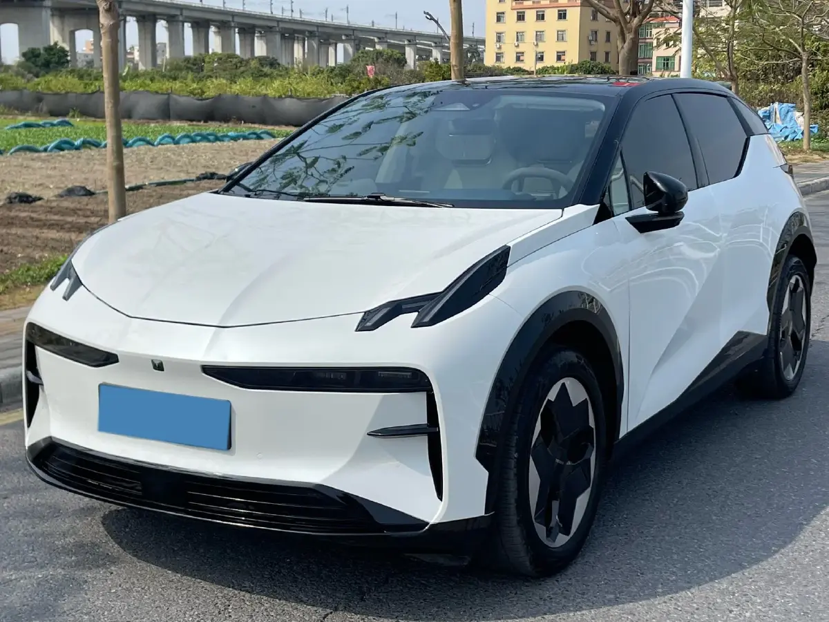 2023 Zeekr X BEV 66KWH