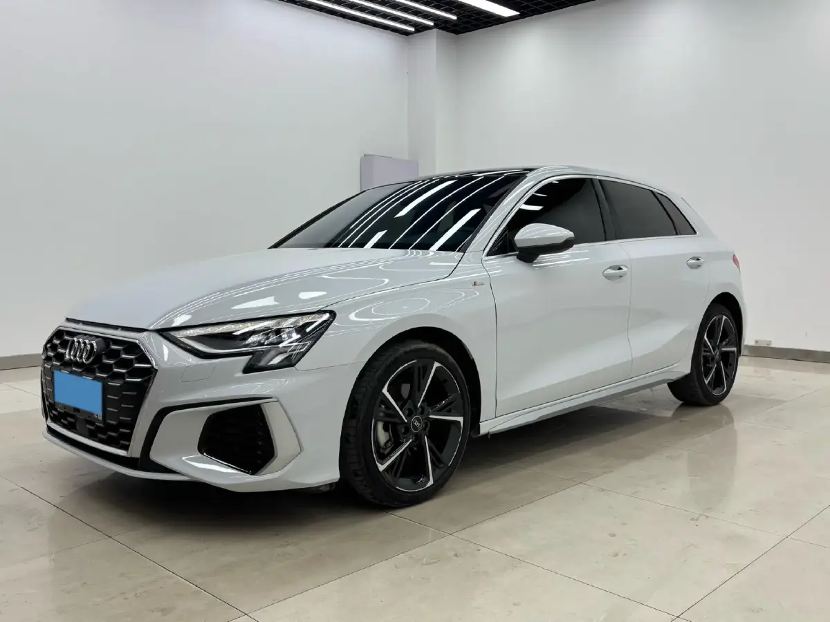 2022 Audi A3 1.4T 150HP L4 7DCT