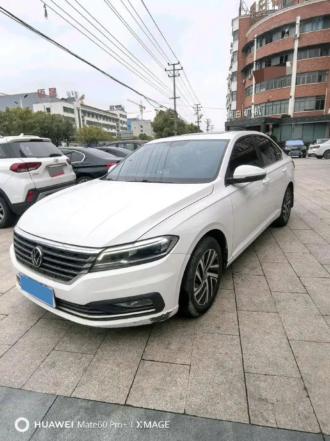 2022 Volkswagen T-Roc 1.4T 150HP L4 7DCT