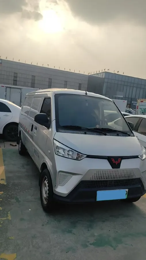 2022 WuLing EV50 BEV 35.904KWH,autocango,china used car exporter,china ev exporter,chinese used car exporter,chinese used ev exporter