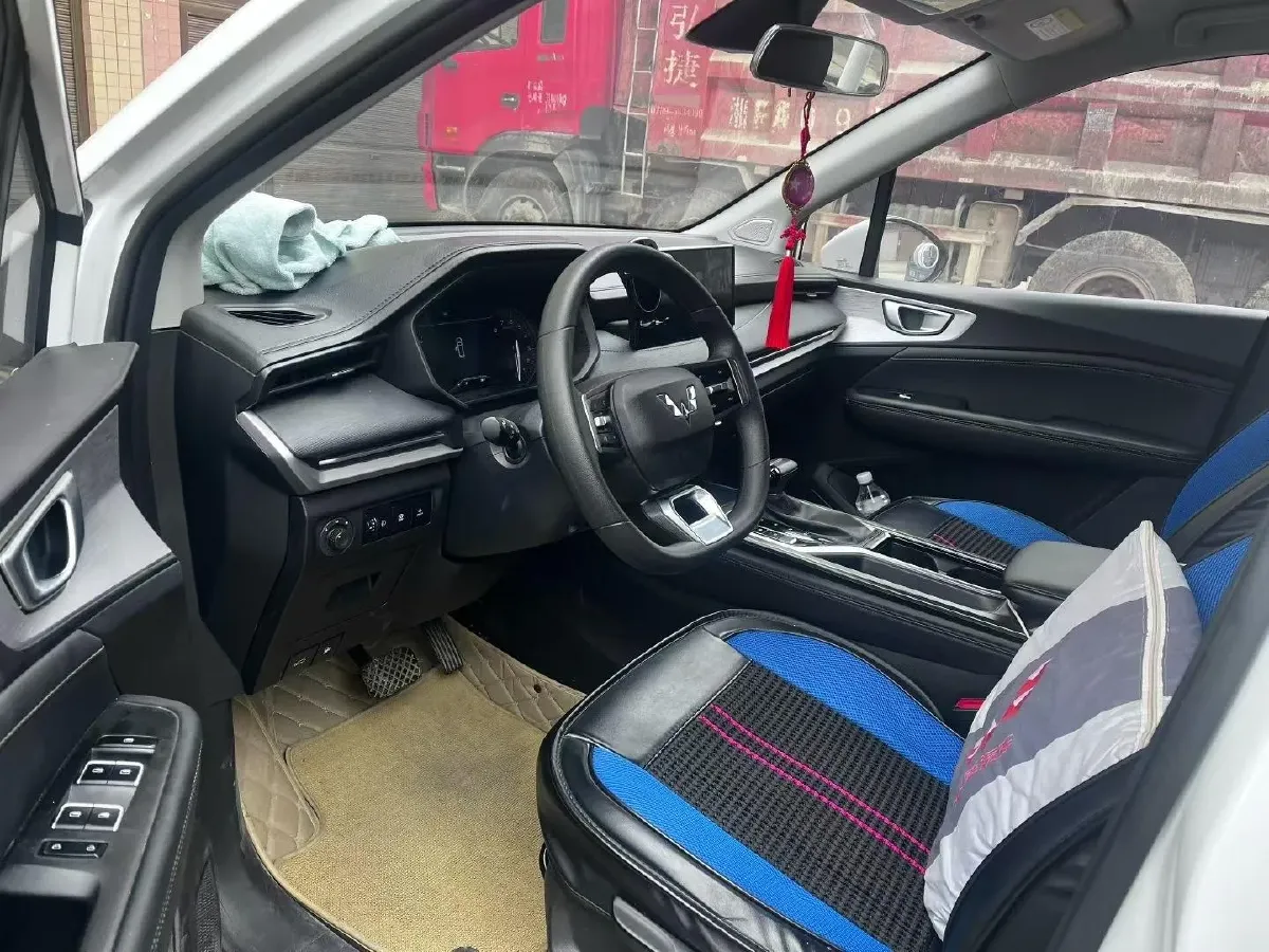 2022 Venucia T60 1.6L 126HP L4 CVT,autocango,china used car exporter,china ev exporter,chinese used car exporter,chinese used ev exporter