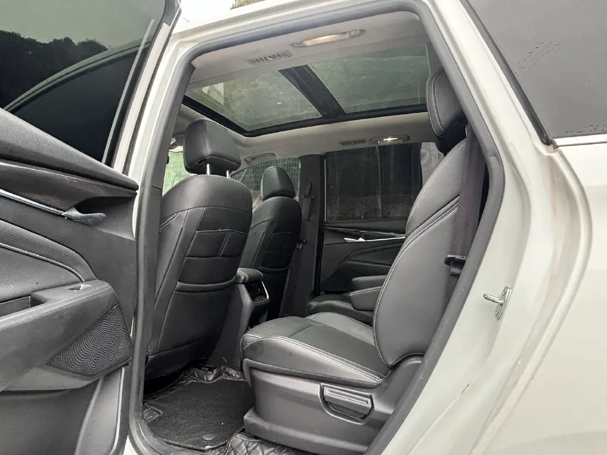 2021 MAXUS T90 2.0T 163HP L4 6AT,autocango,china used car exporter,china ev exporter,chinese used car exporter,chinese used ev exporter