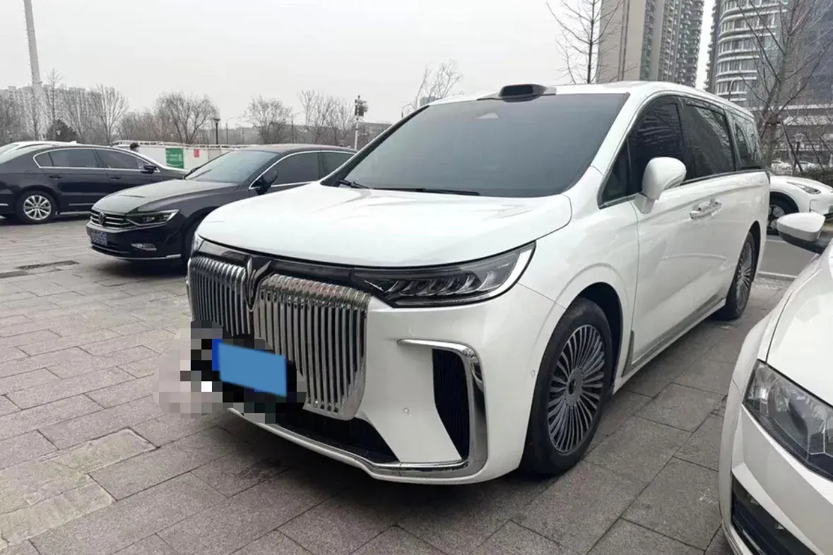 2025 Voyah Dream 1.5T 150HP L4 PHEV 41.7KWH