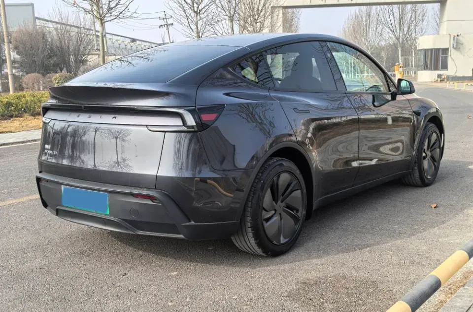 2025 Tesla Model Y L BEV,autocango,china used car exporter,china ev exporter,chinese used car exporter,chinese used ev exporter