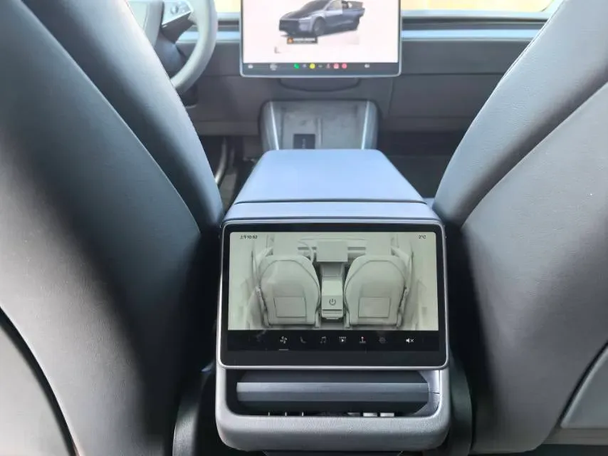 2025 Tesla Model Y L BEV,autocango,china used car exporter,china ev exporter,chinese used car exporter,chinese used ev exporter