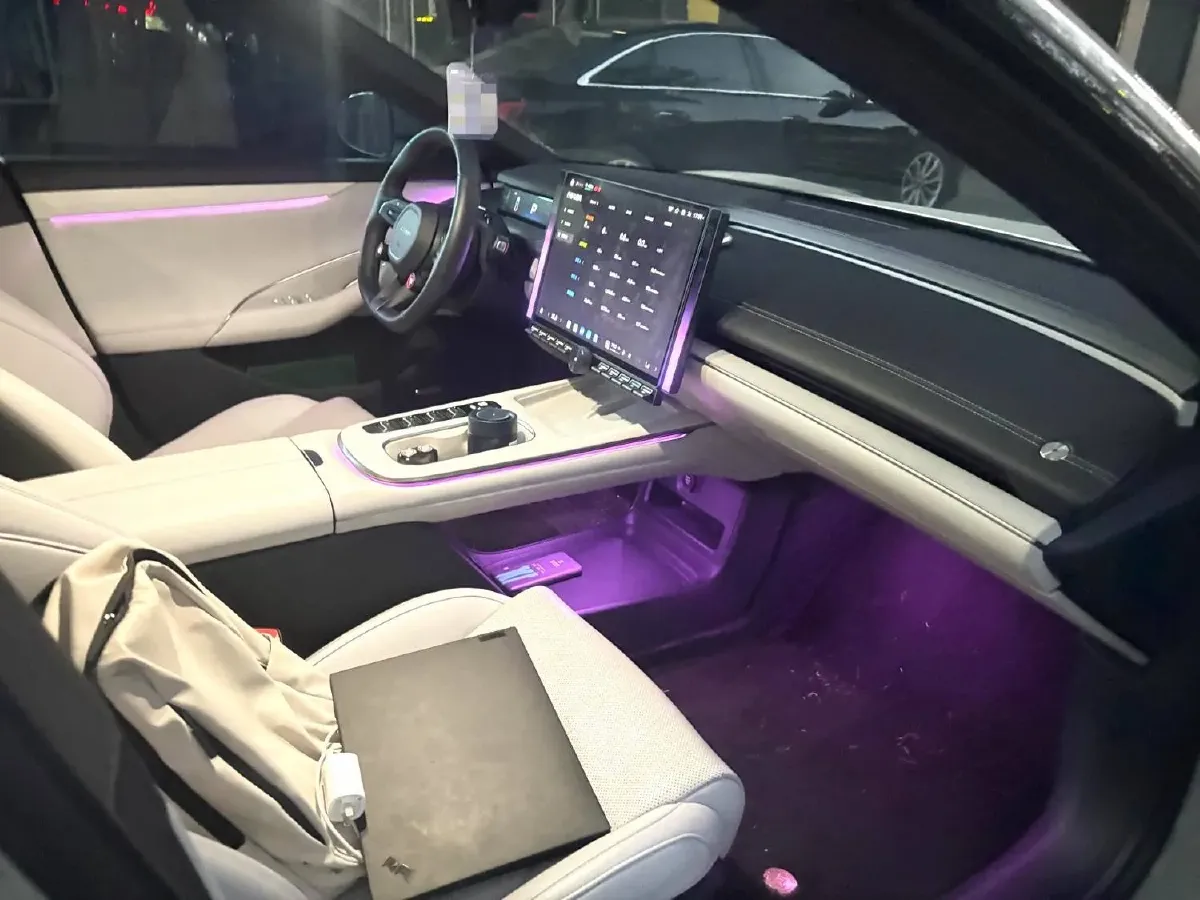 2024 MI SU7 BEV 94.3KWH,autocango,china used car exporter,china ev exporter,chinese used car exporter,chinese used ev exporter