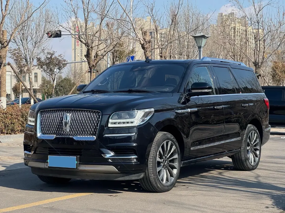 2019 Lincoln Navigator 3.5T 388HP V6 10AT
