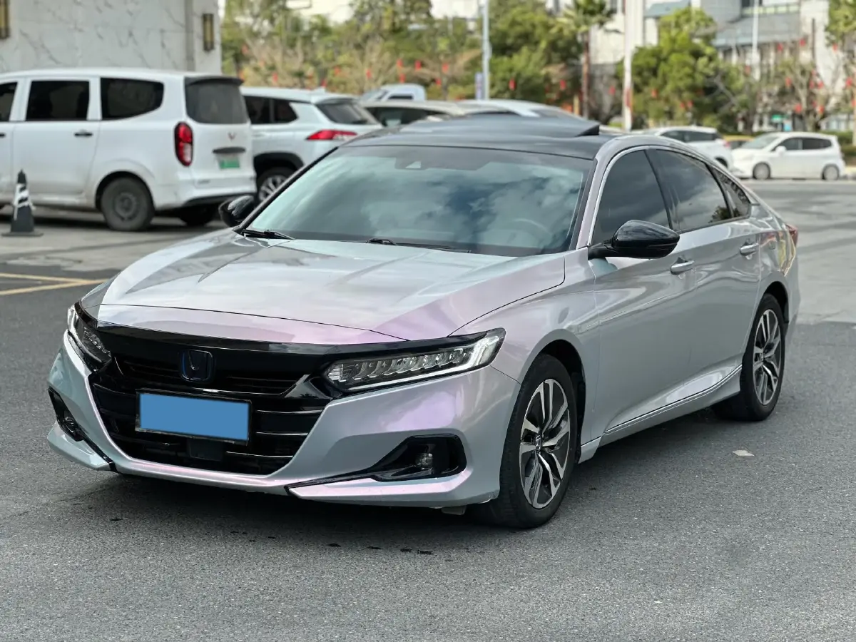 2022 Honda Accord 2.0L 146HP L4 E-CVT Hybrid