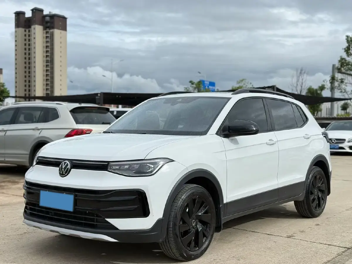 2025 Volkswagen Tharu 1.5L 110HP L4 6AT