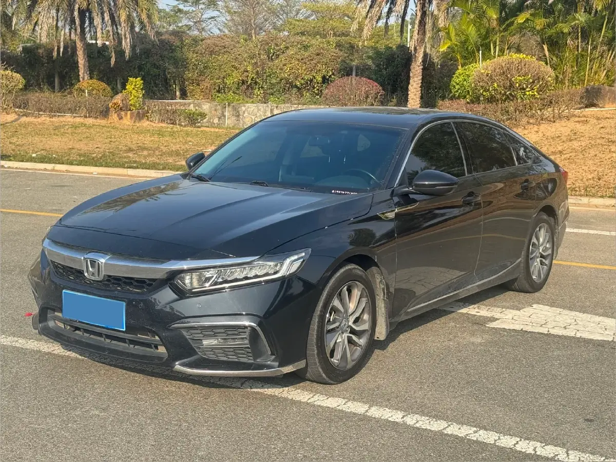 2019 Honda Inspire 1.5T 194HP L4 CVT