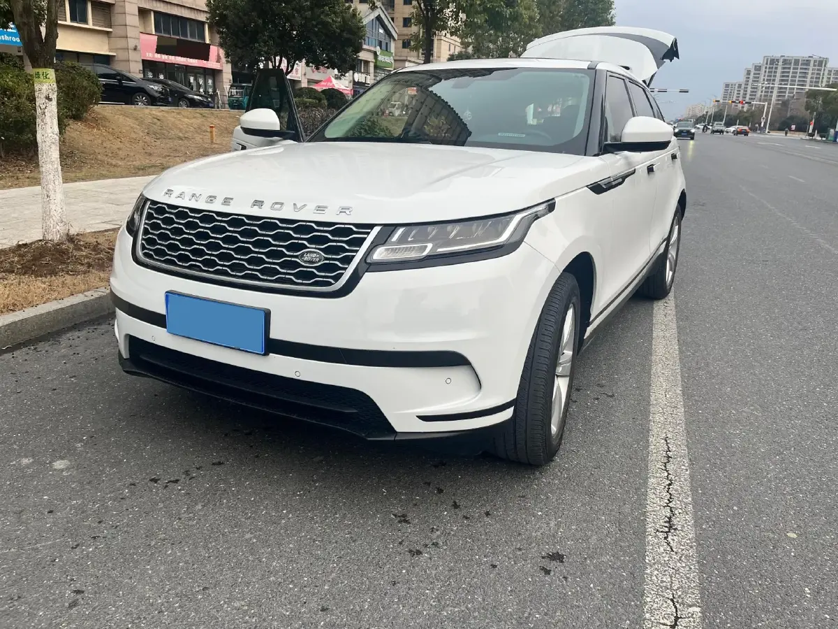 2020 Land Rover Range Rover Velar 2.0T 250HP L4 8AT