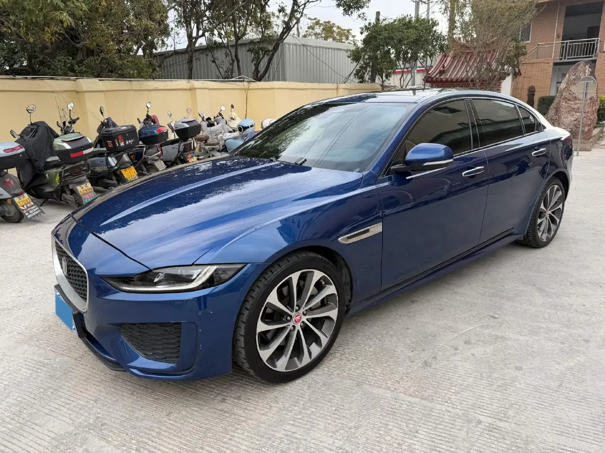 2021 Jaguar XEL 2.0T 250HP L4 8AT