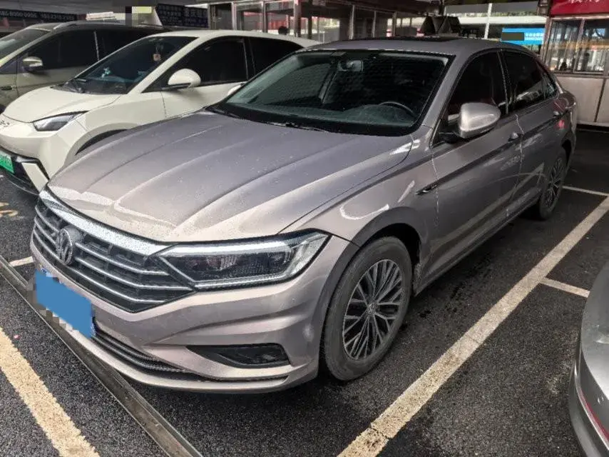 2021 Volkswagen Sagitar 1.4T 150HP L4 7DCT