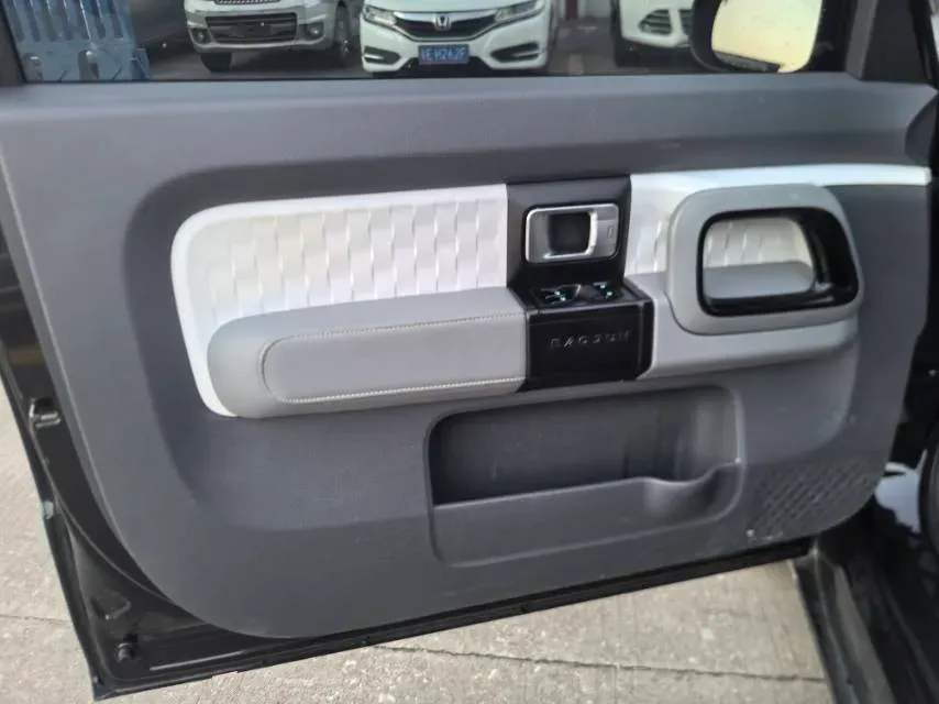 2023 BaoJun KiWi EV BEV 31.9KWH,autocango,china used car exporter,china ev exporter,chinese used car exporter,chinese used ev exporter