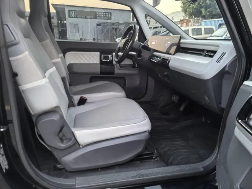 2023 BaoJun KiWi EV BEV 31.9KWH,autocango,china used car exporter,china ev exporter,chinese used car exporter,chinese used ev exporter