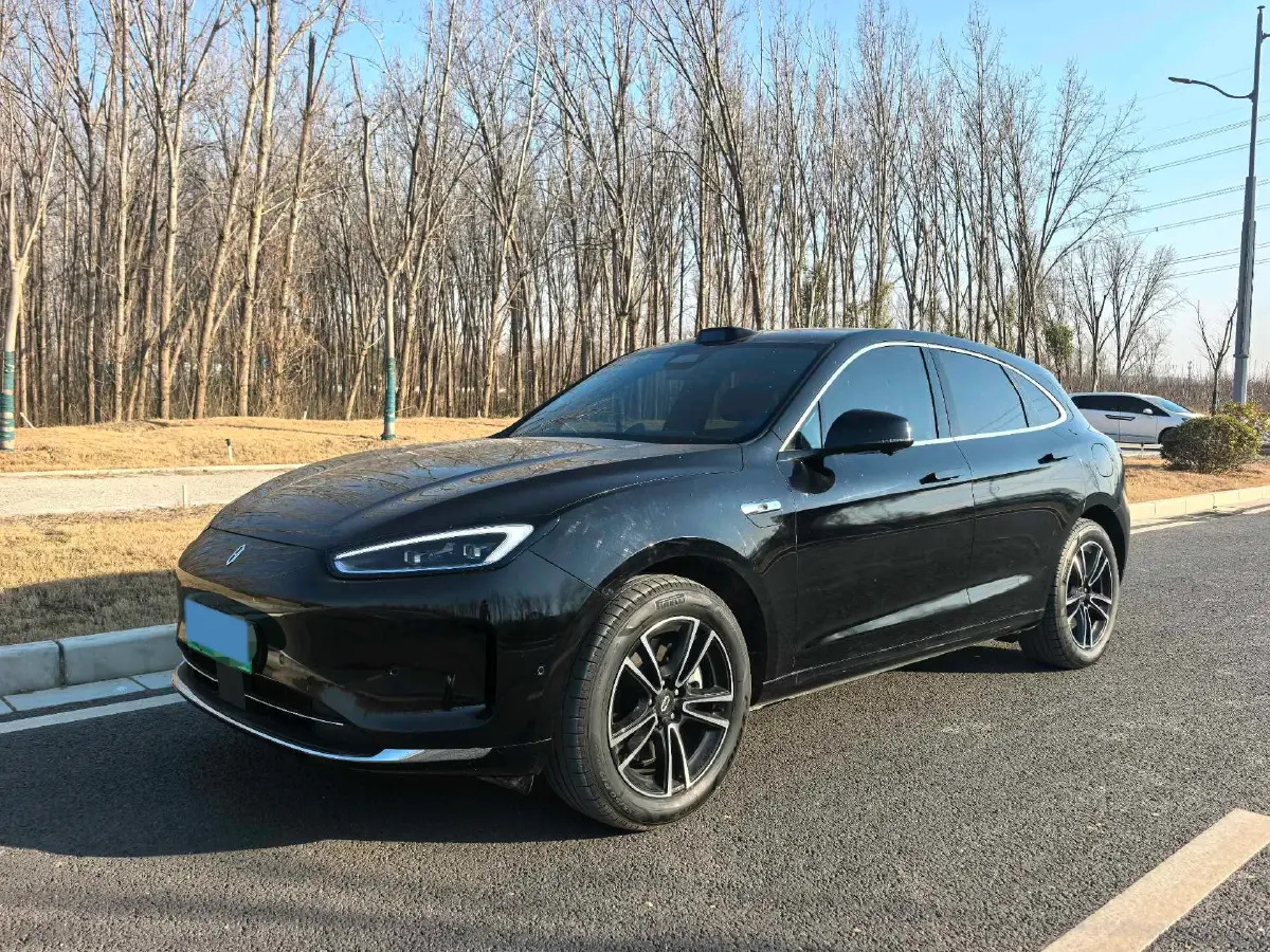 2025 AITO AITO M5 BEV 83KWH