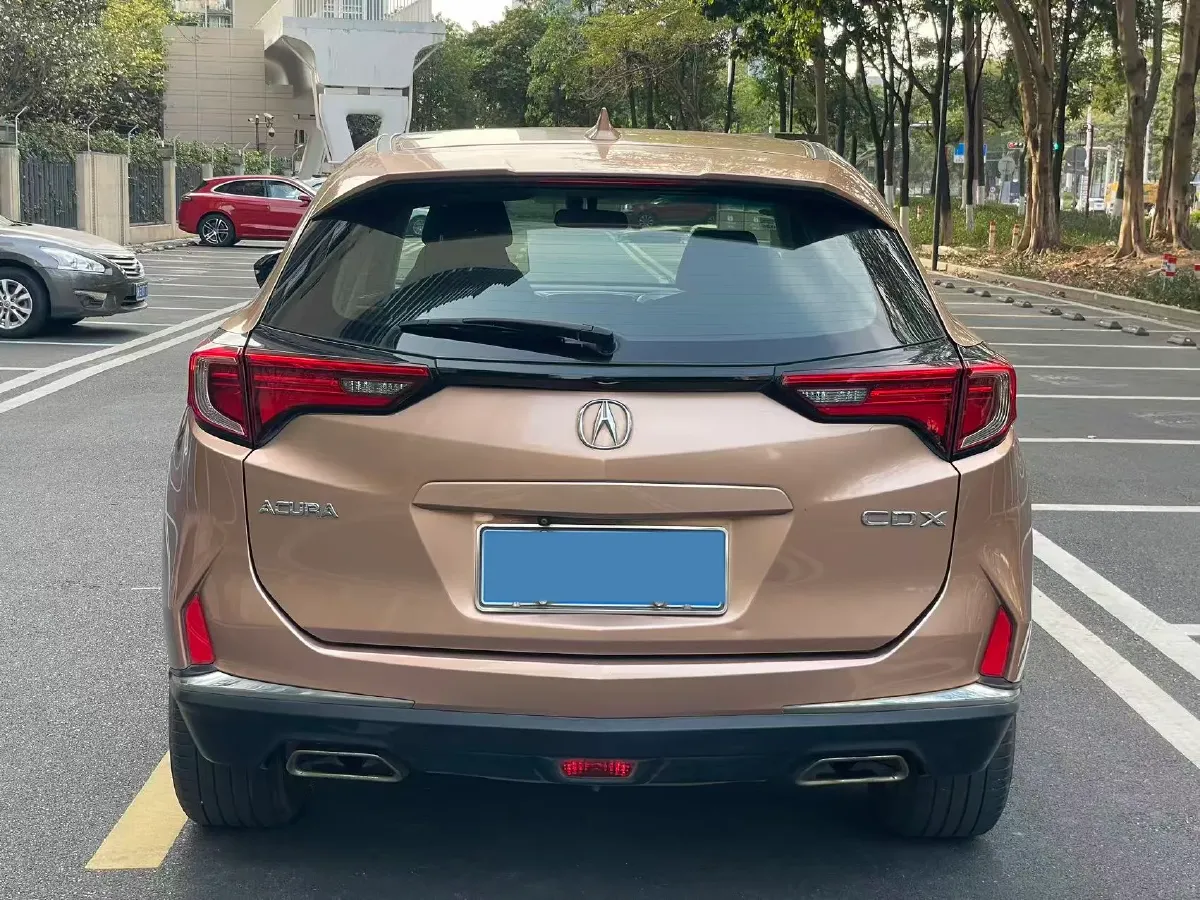 2016 Acura CDX 1.5T 182HP L4 8DCT,autocango,china used car exporter,china ev exporter,chinese used car exporter,chinese used ev exporter