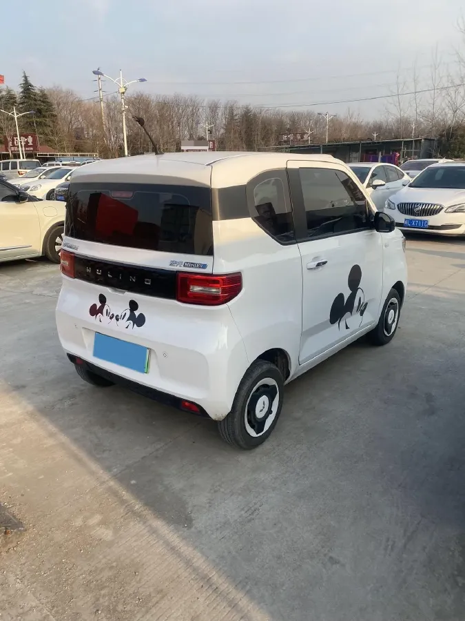 2022 LingBox uni BEV 11.52KWH,autocango,china used car exporter,china ev exporter,chinese used car exporter,chinese used ev exporter