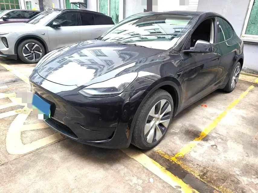 2022 Tesla Model Y BEV 60KWH