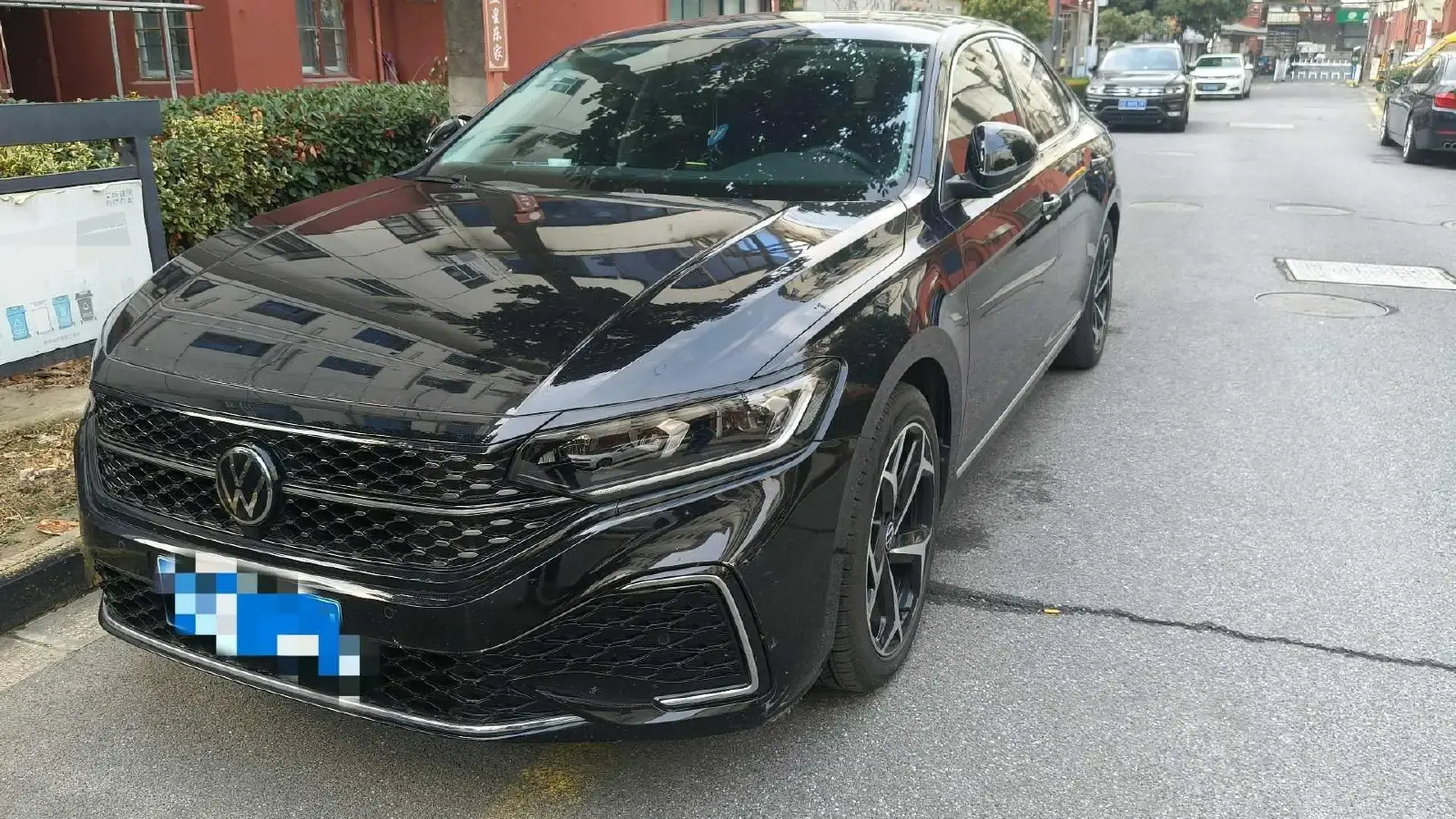 2024 Volkswagen Passat 2.0T 220HP L4 7DCT