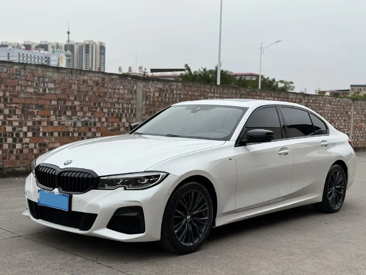 2021 BMW 3 Series 2.0T 184HP L4 8AT