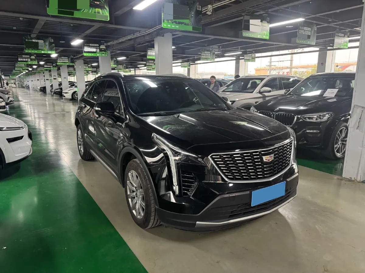 2022 Cadillac XT4 2.0T 237HP L4 9AT,autocango,china used car exporter,china ev exporter,chinese used car exporter,chinese used ev exporter