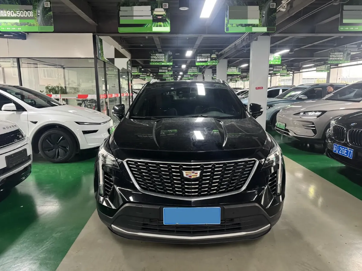 2022 Cadillac XT4 2.0T 237HP L4 9AT,autocango,china used car exporter,china ev exporter,chinese used car exporter,chinese used ev exporter
