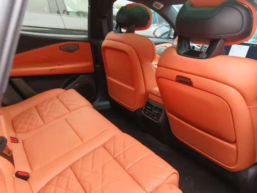 2025 LYNK&CO 10 EM-P 1.5T 163HP L4 3DHT PHEV,autocango,china used car exporter,china ev exporter,chinese used car exporter,chinese used ev exporter