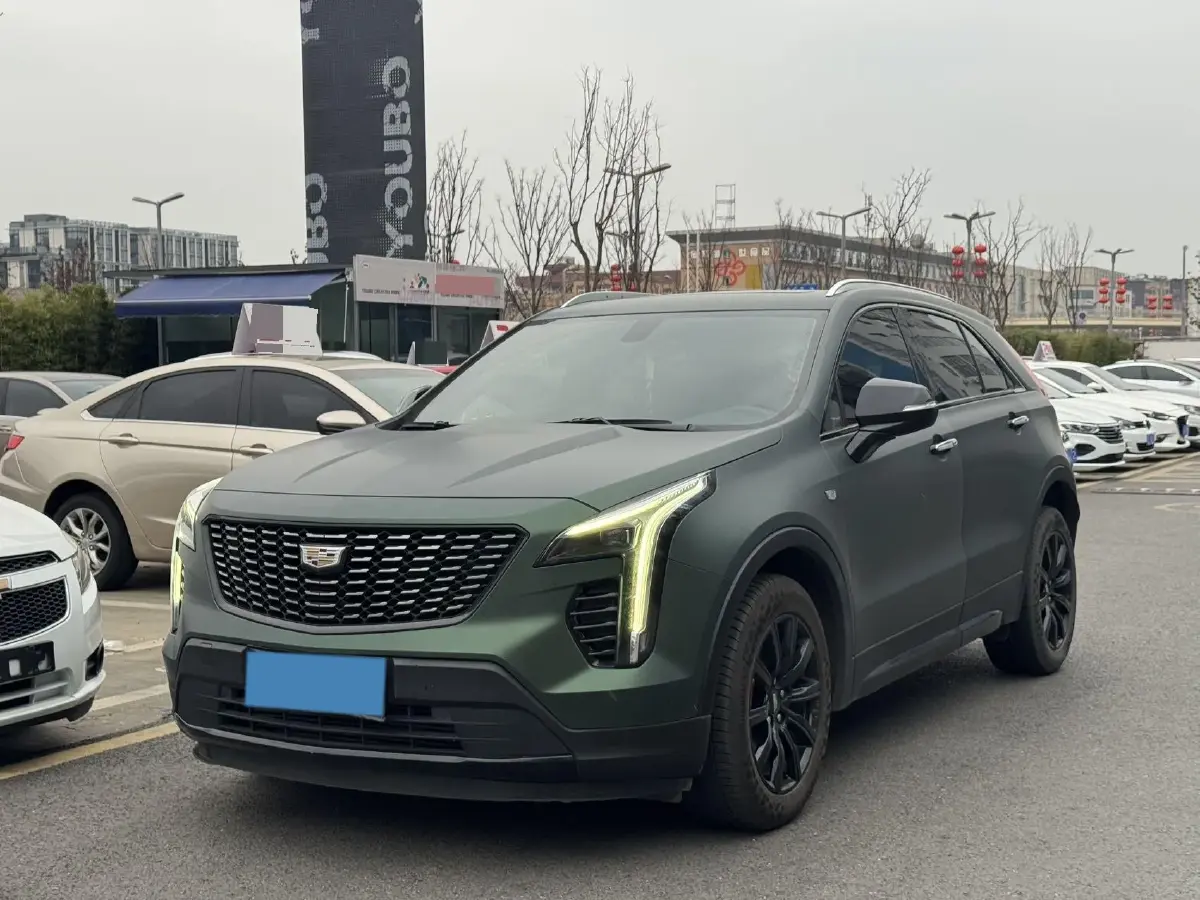 2021 Cadillac XT4 2.0T 237HP L4 9AT