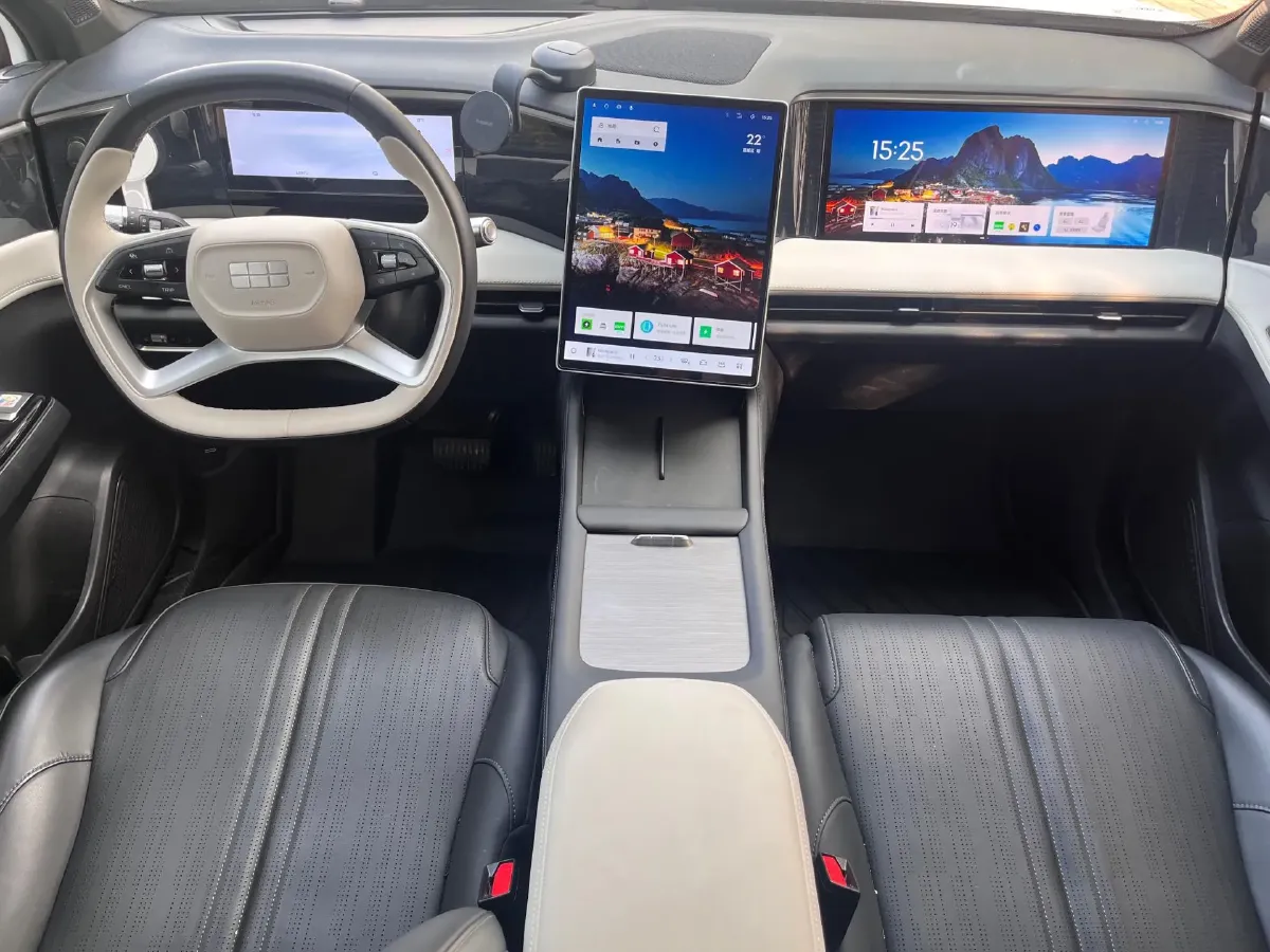 2024 Geely Galaxy L7 1.5T 163HP L4 3DHT PHEV 18.7KWH,autocango,china used car exporter,china ev exporter,chinese used car exporter,chinese used ev exporter