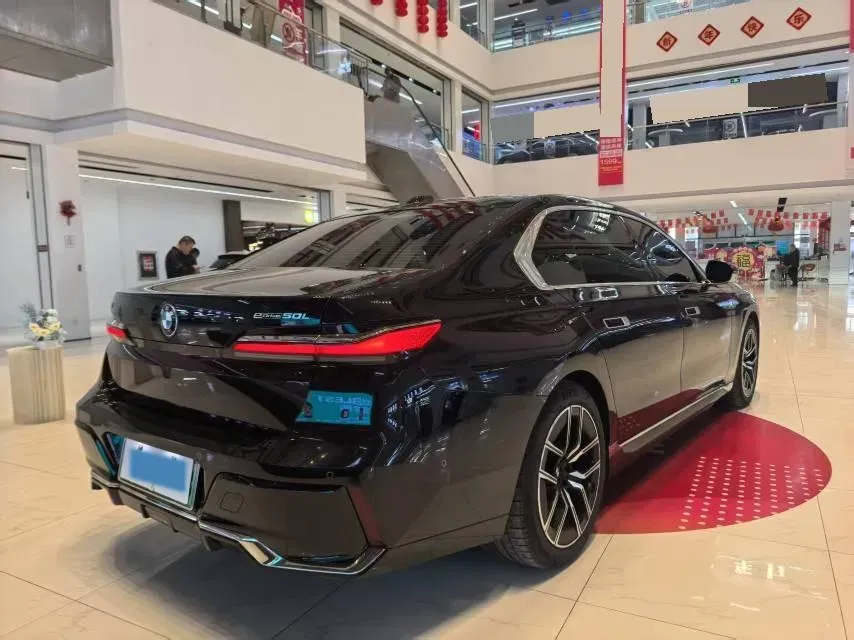 2023 BMW i7 BEV 101.7KWH,autocango,china used car exporter,china ev exporter,chinese used car exporter,chinese used ev exporter
