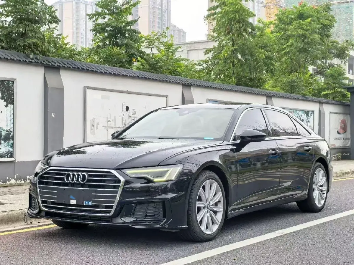 2021 Audi A6L 2.0T 224HP L4 7DCT