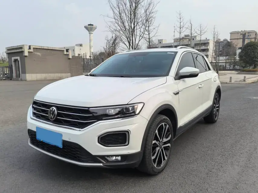 2022 Volkswagen T-Roc 1.4T 150HP L4 7DCT