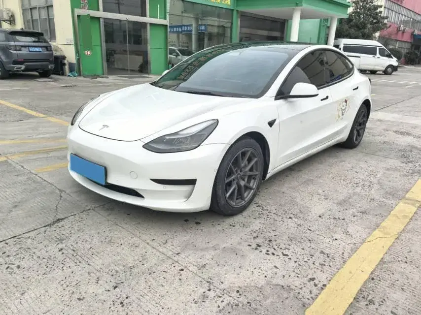 2021 Tesla Model 3 BEV 55KWH