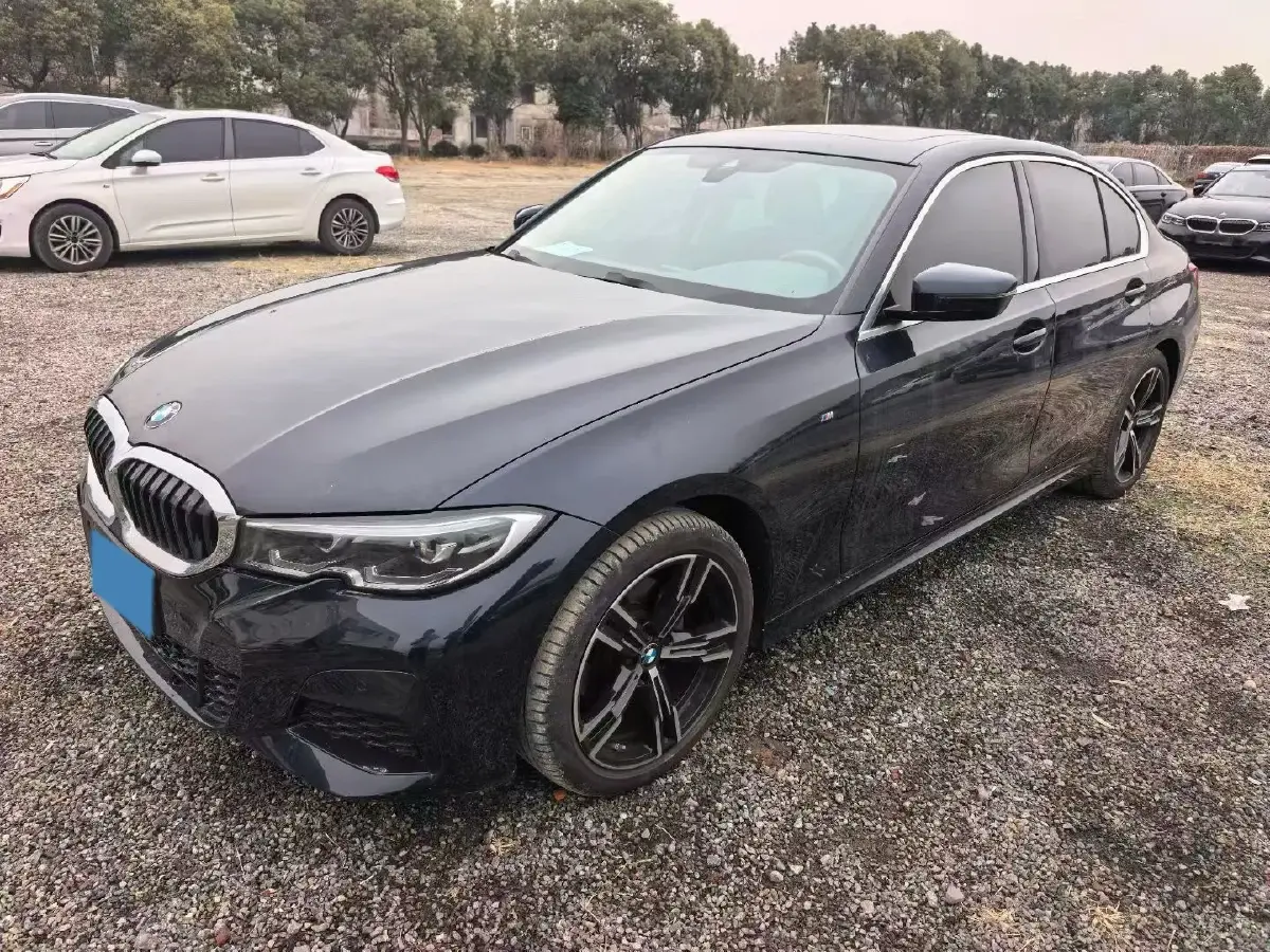 2022 BMW 3 Series 2.0T 184HP L4 8AT