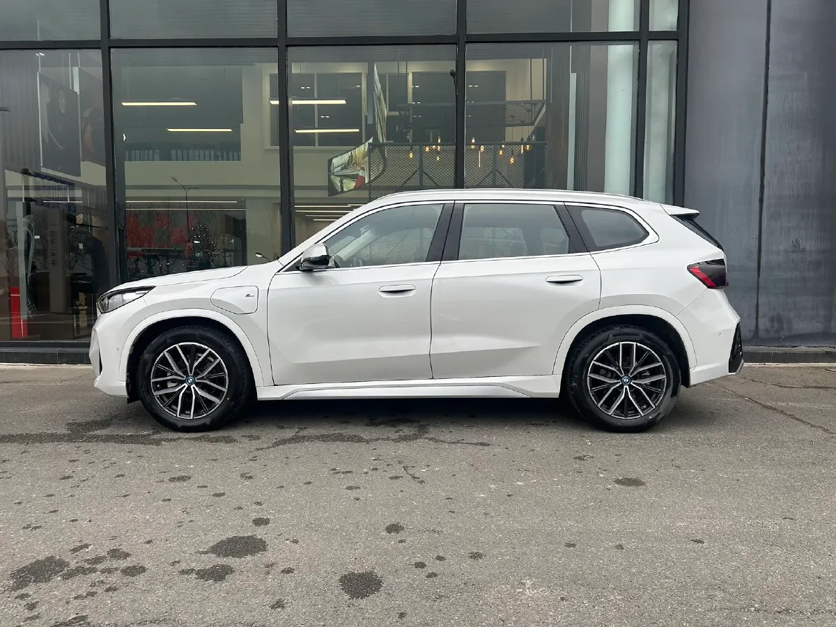 2025 Iveco 3.0T 179HP L4 8AT,autocango,china used car exporter,china ev exporter,chinese used car exporter,chinese used ev exporter