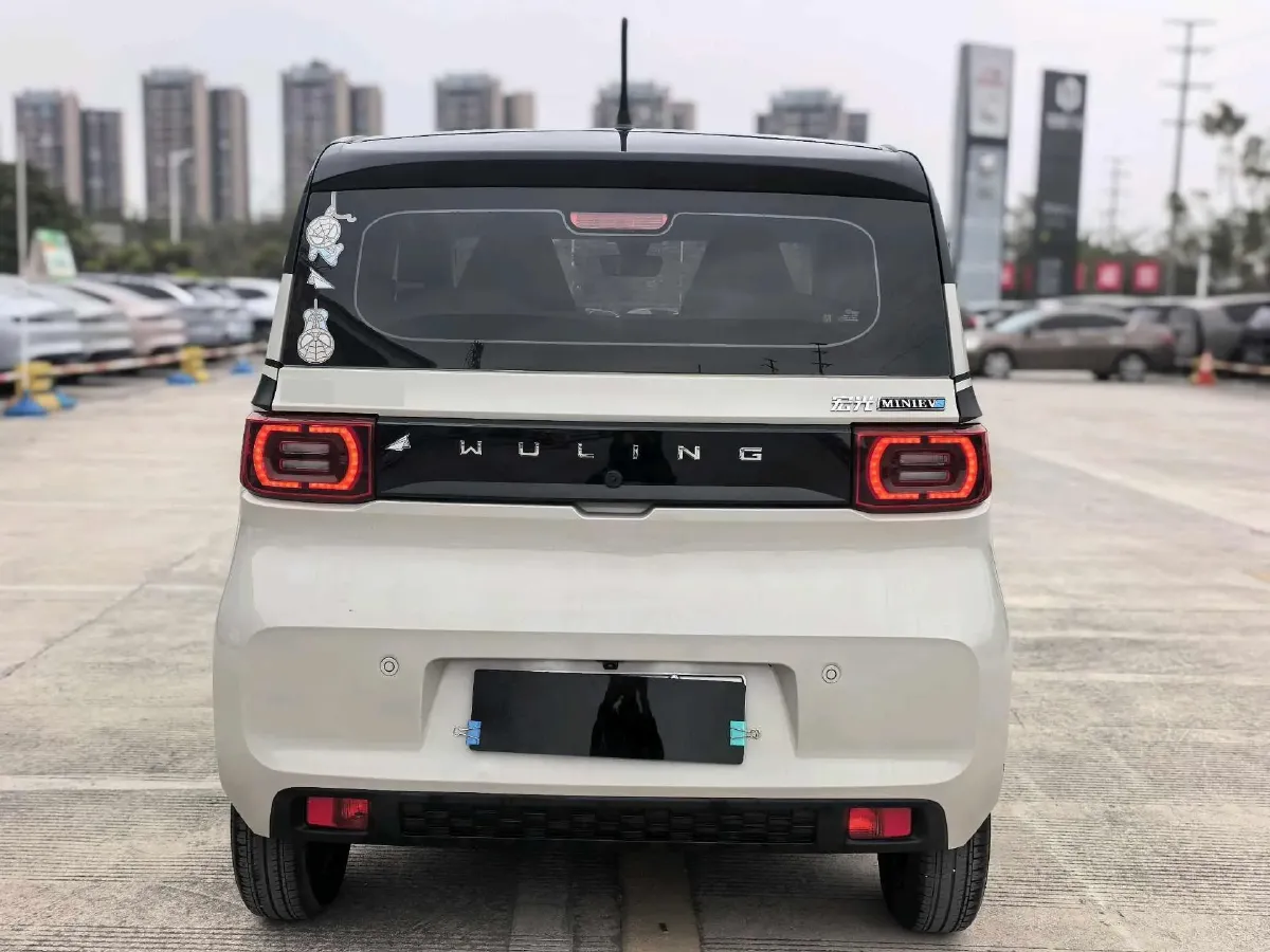 2022 LingBox uni BEV 11.52KWH,autocango,china used car exporter,china ev exporter,chinese used car exporter,chinese used ev exporter