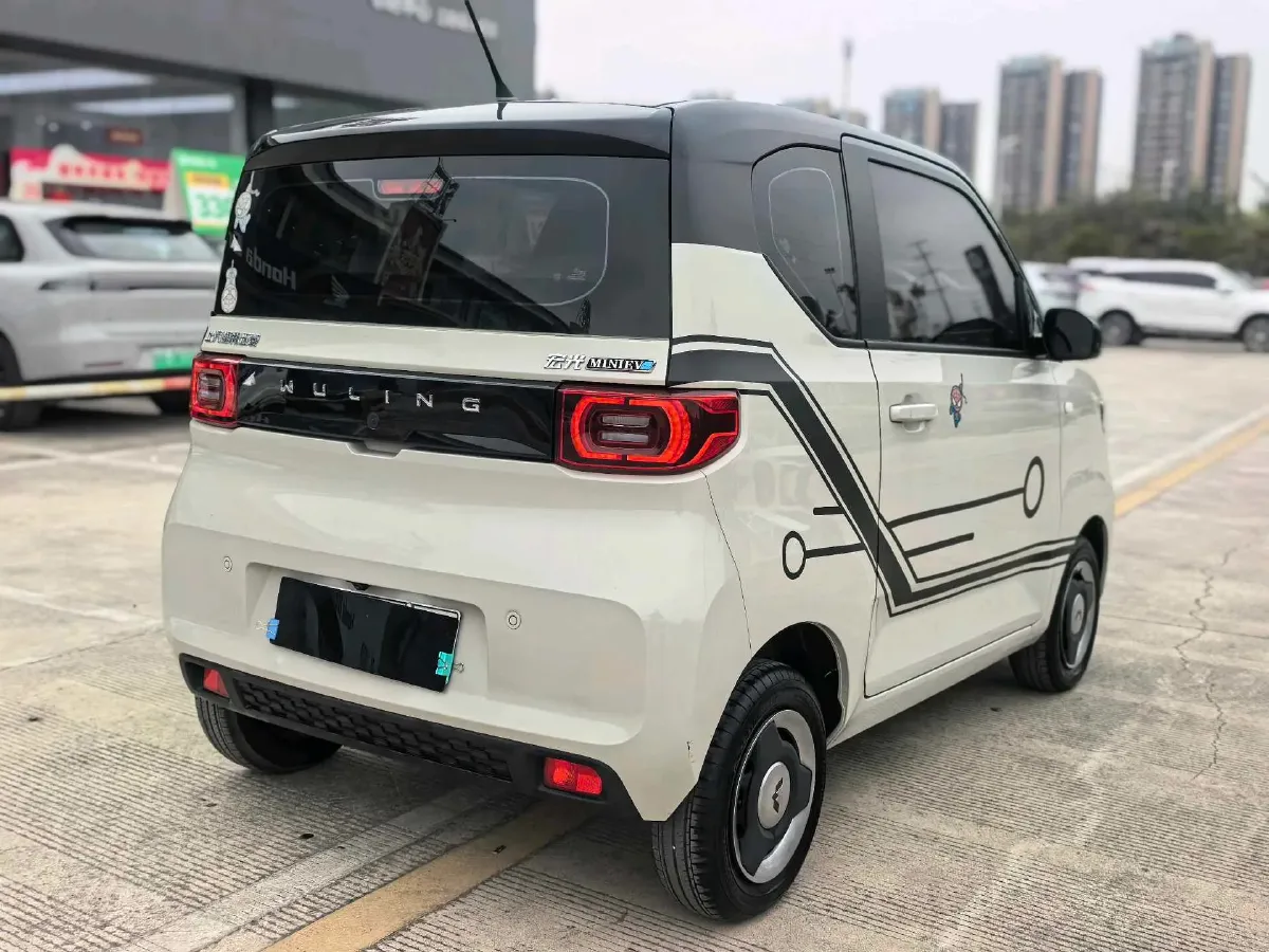 2022 LingBox uni BEV 11.52KWH,autocango,china used car exporter,china ev exporter,chinese used car exporter,chinese used ev exporter