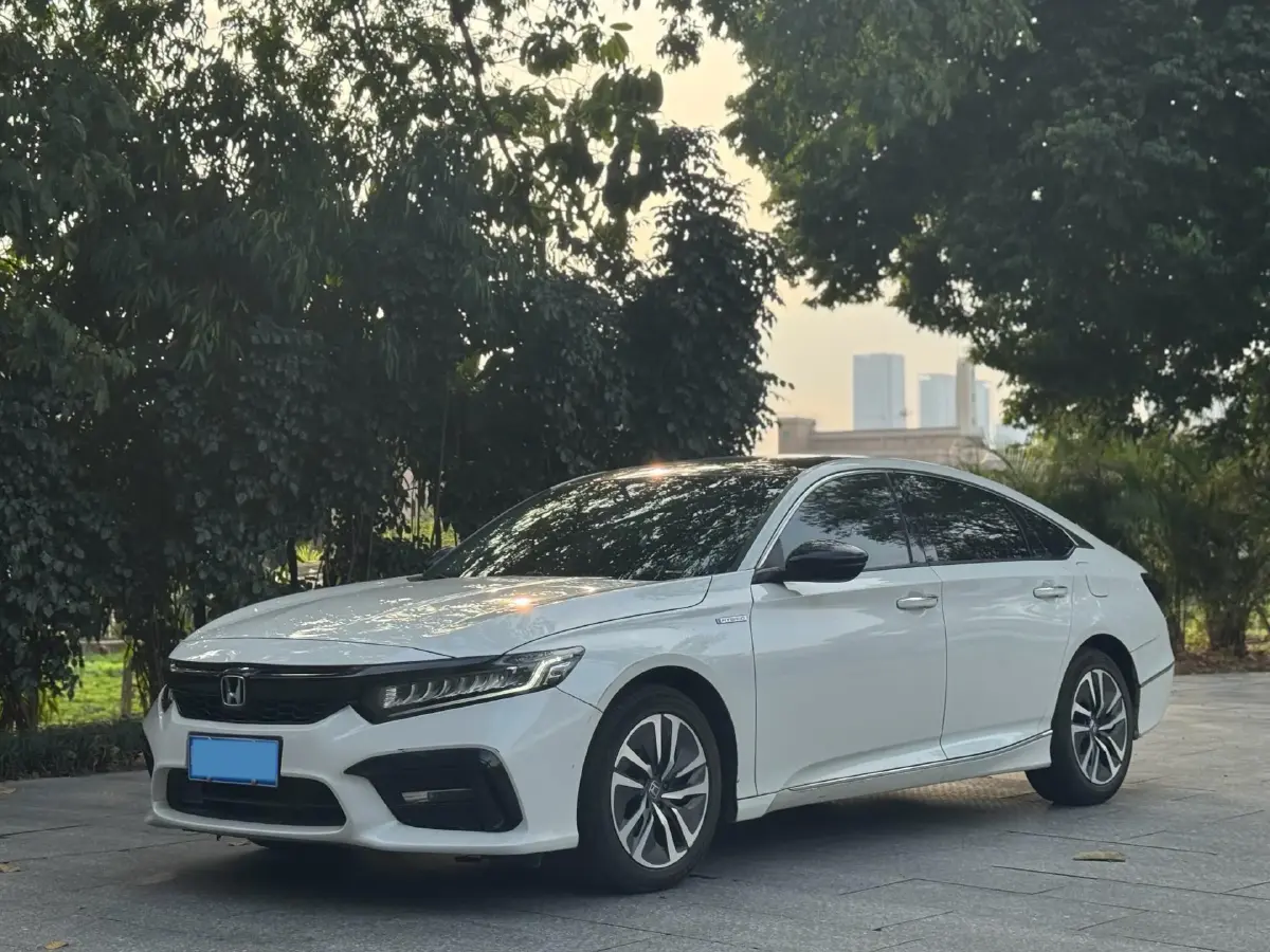 2019 Honda Inspire 2.0L 146HP L4 E-CVT Hybrid