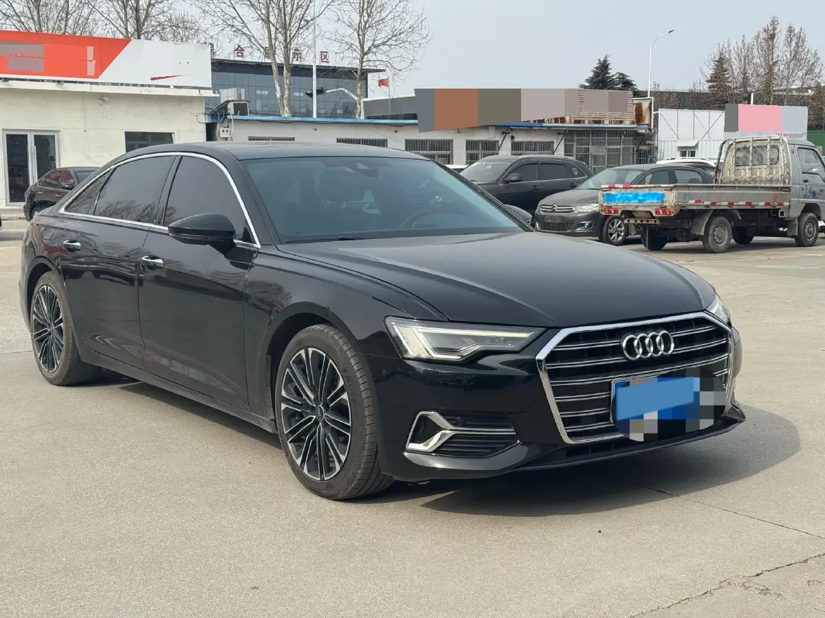 2023 Audi A6L 2.0T 245HP L4 7DCT,autocango,china used car exporter,china ev exporter,chinese used car exporter,chinese used ev exporter
