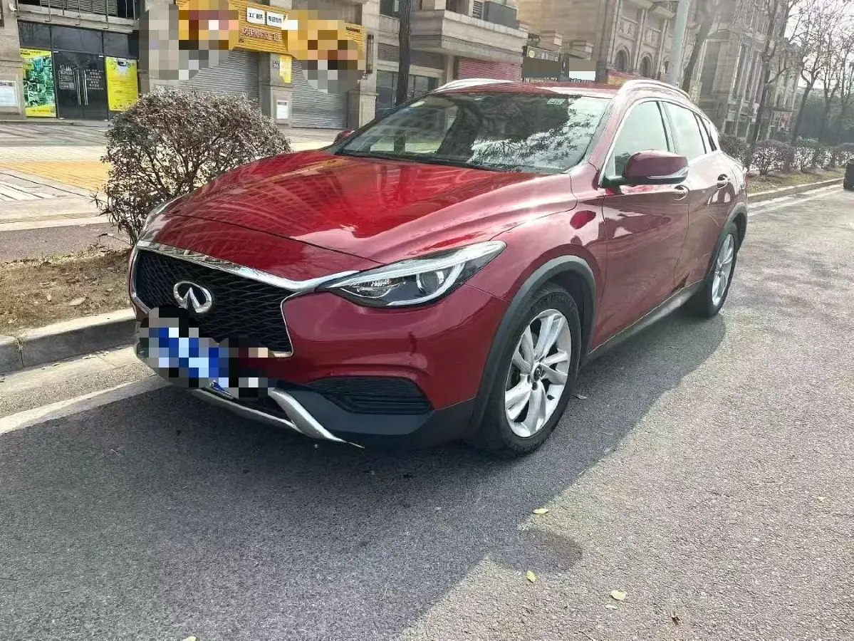 2017 Infiniti QX30 1.6T 156HP L4 7DCT