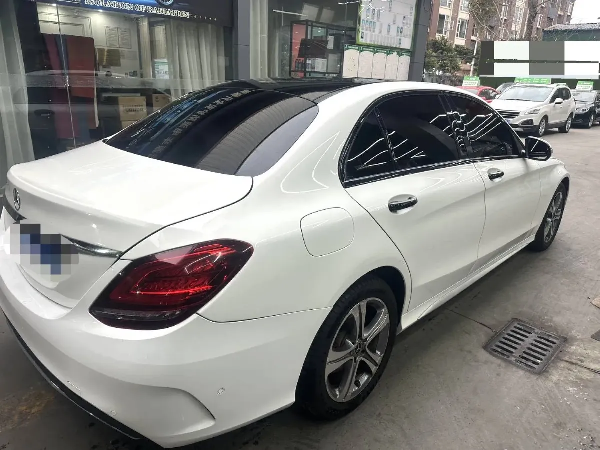 2020 Mercedes-Benz C Class 1.5T 184HP L4 9AT,autocango,china used car exporter,china ev exporter,chinese used car exporter,chinese used ev exporter
