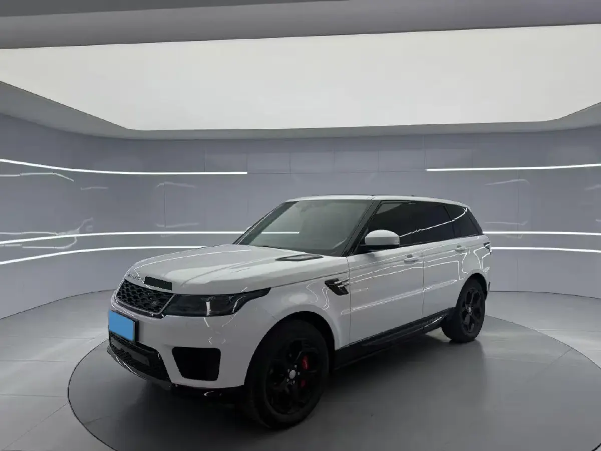 2018 Land Rover Range Rover Sport 2.0T 300HP L4 8AT PHEV 13.1KWH